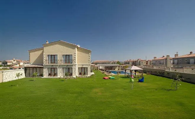 Pupil Alacati Otel