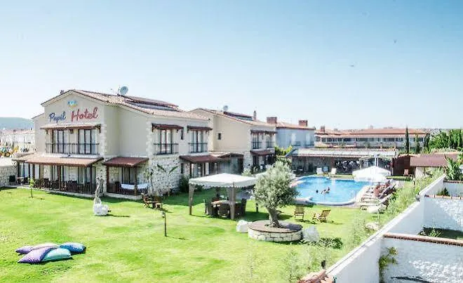 Pupil Alacati Otel 3*,